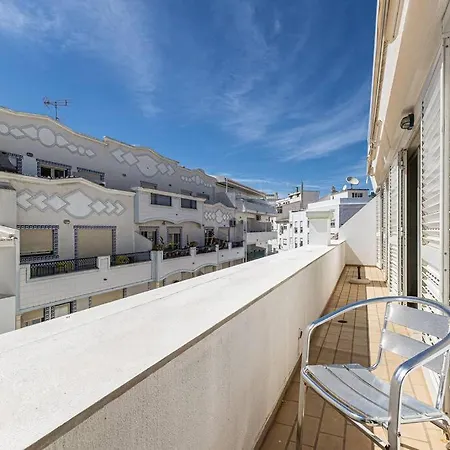 T1 Flat, 3 Minutes Walk From The Appartement